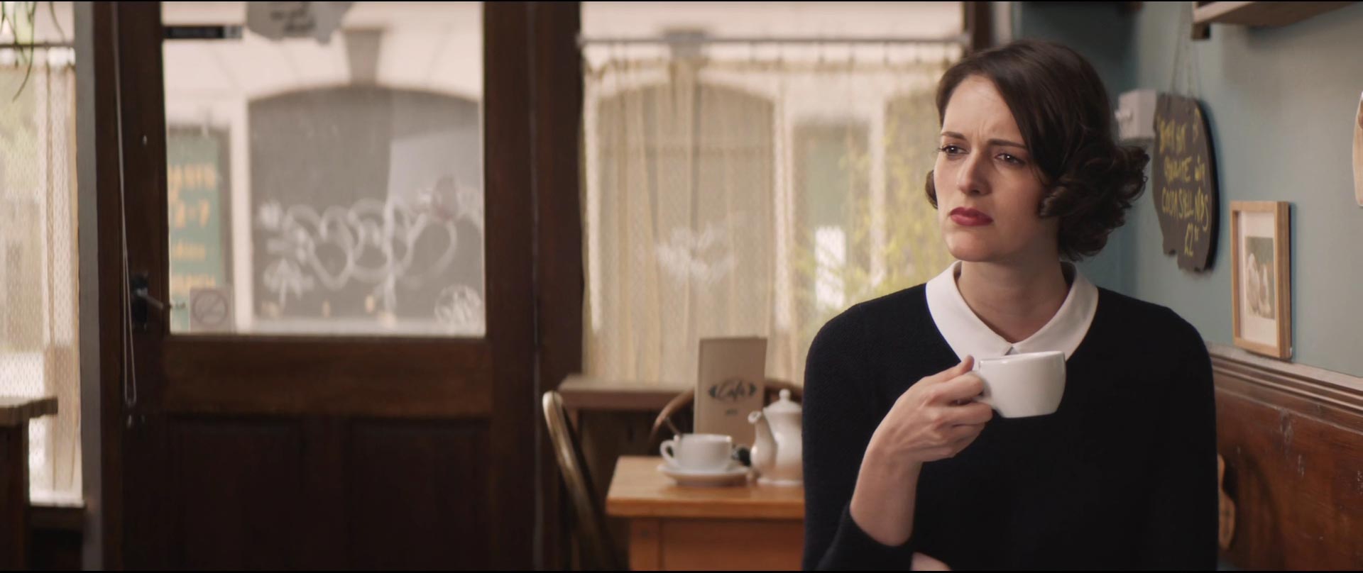 نقد سریال فلیبگ Fleabag فصل یک ق1 (2)